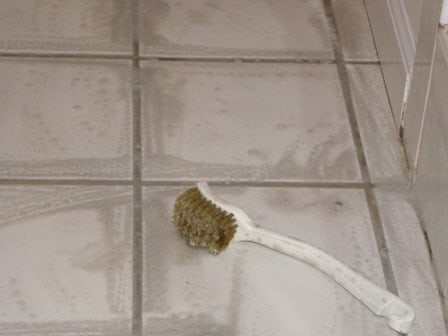 brass-brush-scrub-dirty-grout-m-m-cleaning-services